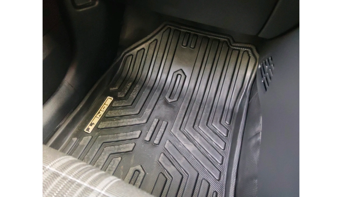 2024 KIA SONET HTK (O) 1.2 Petrol MT, Petrol, Manual, 10,621 km, interior