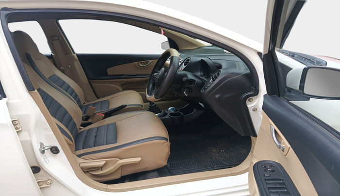 2015 Honda Amaze 1.5L I-DTEC VX, Diesel, Manual, 99,275 km, interior