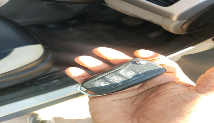 2019 Tata NEXON XMA DIESEL, Diesel, Automatic, 1,84,312 km, interior