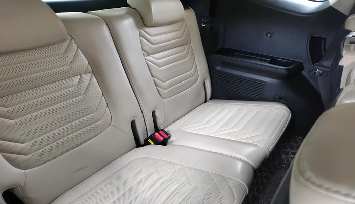 2022 KIA CARENS PRESTIGE PLUS 1.4 PETROL 7 STR, Petrol, Manual, 59,336 km, interior