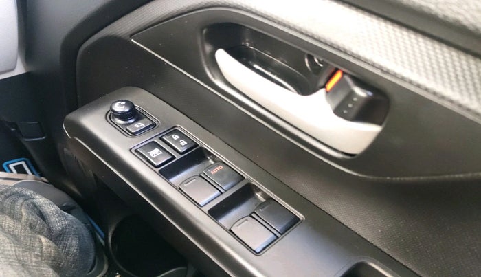 2025 Maruti New Wagon-R ZXI PLUS 1.2 AMT DUAL TONE, Petrol, Automatic, 609 km, interior