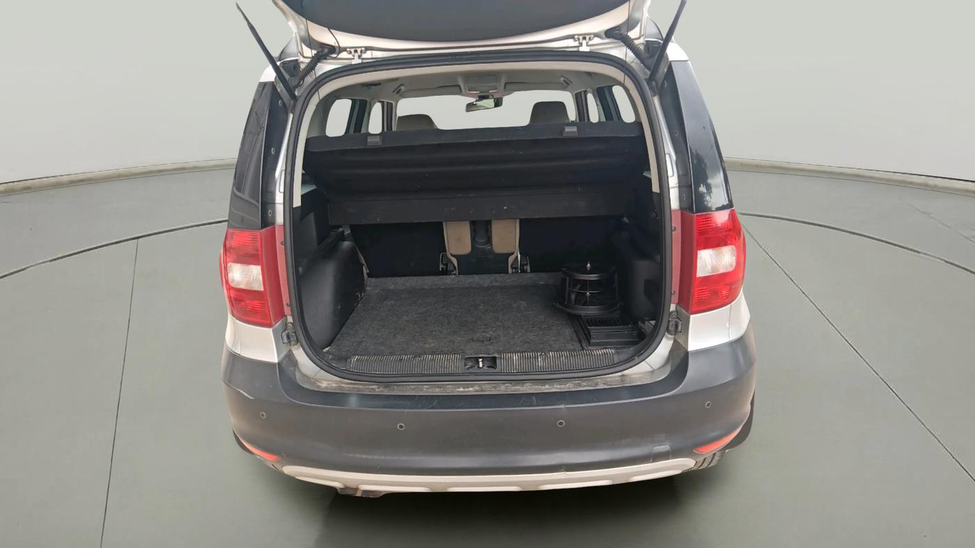 2011 Skoda Yeti ACTIVE 2.0 TDI CR 4X2, Diesel, Manual, 1,83,890 km, exterior