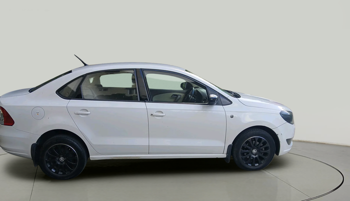 2015 Skoda Rapid 1.5 TDI CR ELEGANCE PLUS AT, Diesel, Automatic, 1,42,063 km, exterior