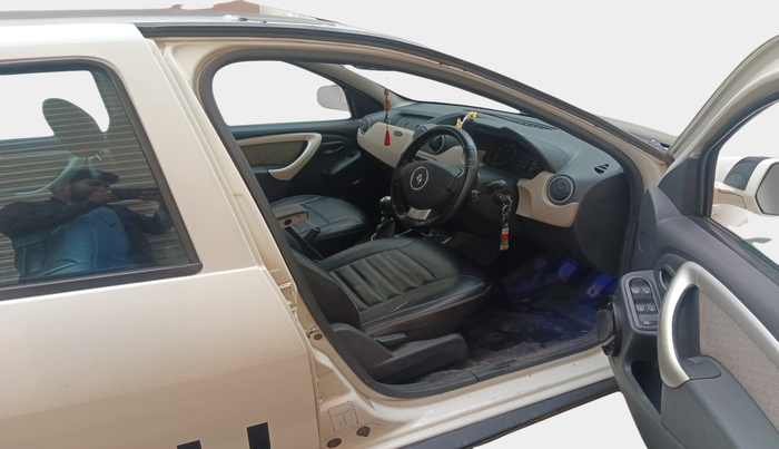 2012 Renault Duster 110 PS RXL DIESEL, Diesel, Manual, 1,38,623 km, interior