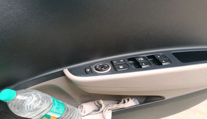 2017 Hyundai Grand i10 ASTA 1.2 KAPPA VTVT, Petrol, Manual, 43,185 km, interior