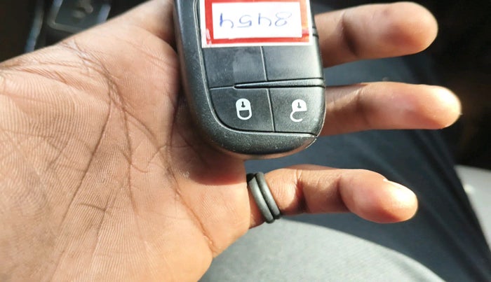 2017 Jeep Compass LIMITED 2.0 DIESEL, Diesel, Manual, 1,20,141 km, interior