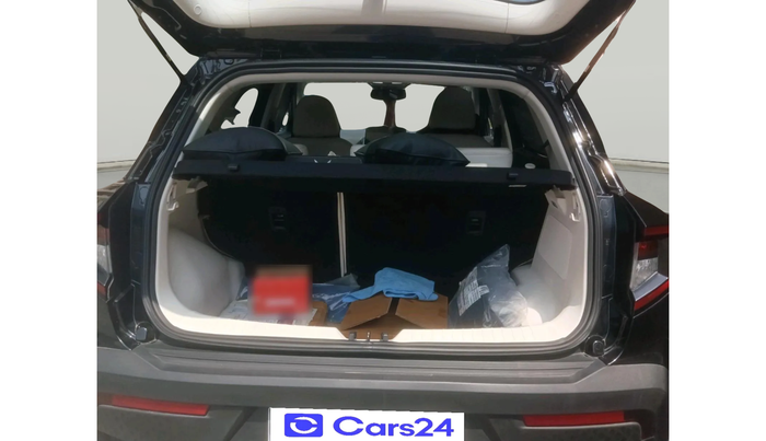 2024 Mahindra XUV 3XO AX7 1.2 TGDi, Petrol, Manual, 4,679 km, exterior