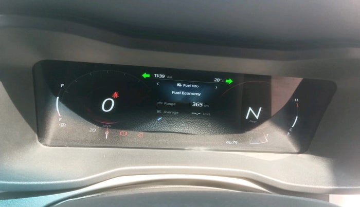 2024 Mahindra XUV 3XO AX7 1.2 TGDi, Petrol, Manual, 4,679 km, interior