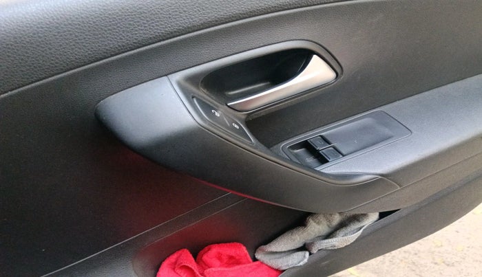 2020 Volkswagen Polo TRENDLINE 1.0L, Petrol, Manual, 30,339 km, interior