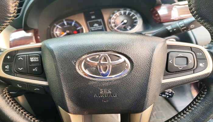 2016 Toyota Innova Crysta 2.4 ZX 7 STR, Diesel, Manual, 76,457 km, interior