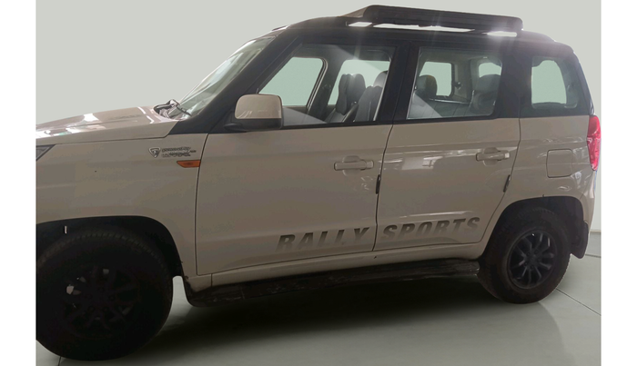 2016 Mahindra TUV300 T8, Diesel, Manual, 75,900 km, exterior
