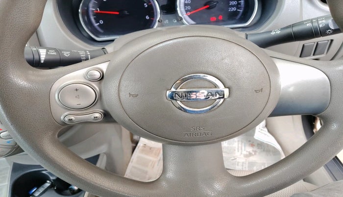 2013 Nissan Sunny XV DIESEL, Diesel, Manual, 1,42,499 km, interior