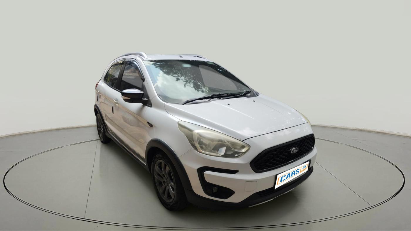 2018 Ford FREESTYLE TITANIUM 1.2 PETROL, Petrol, Manual, 1,98,975 km, exterior
