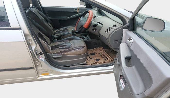 2010 Tata Indica Vista TERRA TDI, Diesel, Manual, 75,199 km, interior