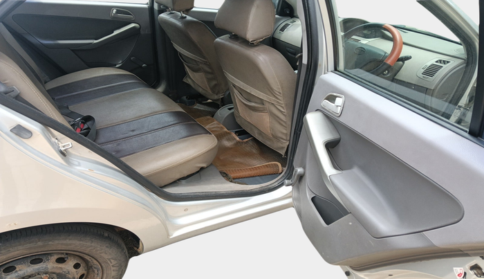 2010 Tata Indica Vista TERRA TDI, Diesel, Manual, 75,199 km, interior