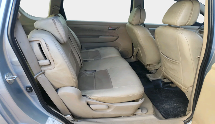 2015 Maruti Ertiga ZDI, Diesel, Manual, 1,60,967 km, interior