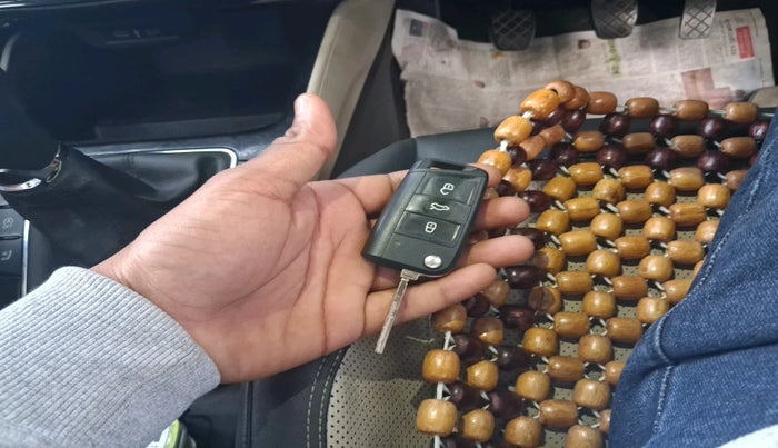 2022 Skoda SLAVIA STYLE 1.0L TSI MT, Petrol, Manual, 50,890 km, interior