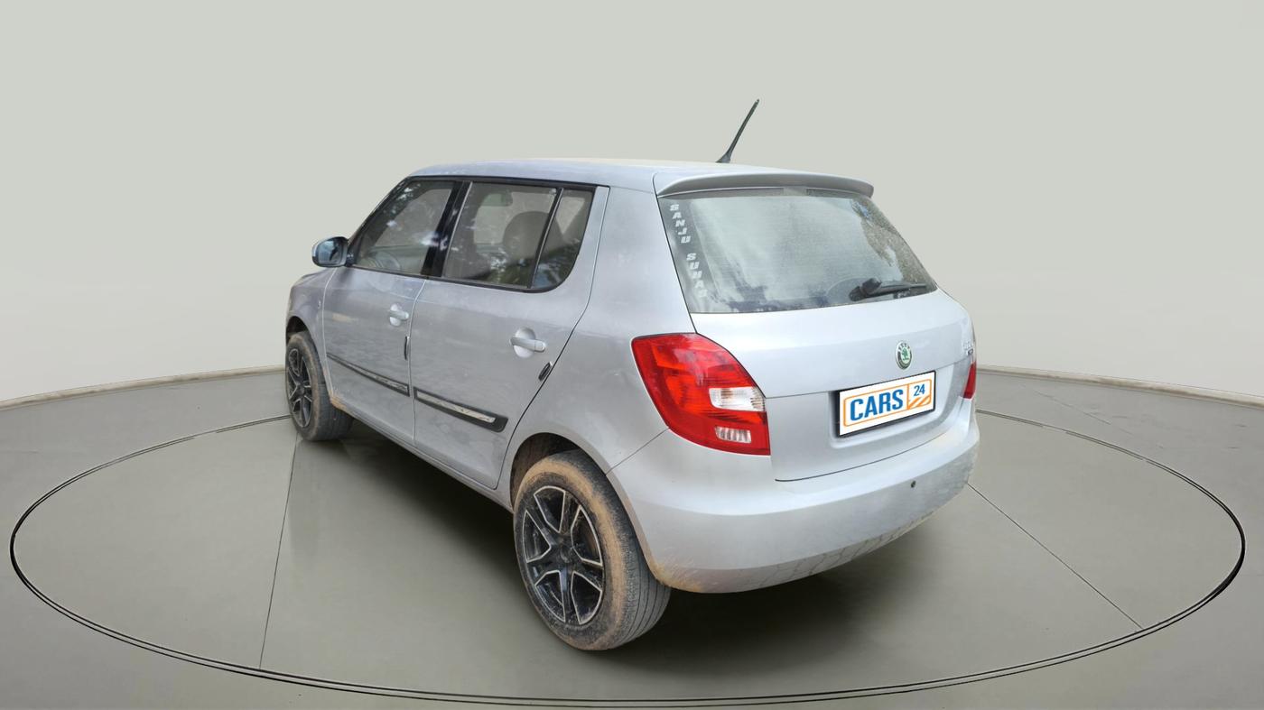 2013 Skoda Fabia ELEGANCE 1.2 TDI, Diesel, Manual, 1,44,999 km, exterior
