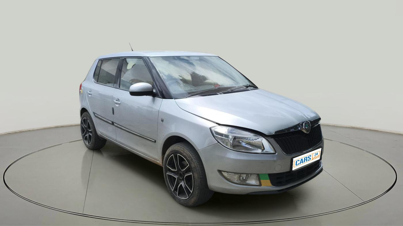 2013 Skoda Fabia ELEGANCE 1.2 TDI, Diesel, Manual, 1,44,999 km, exterior
