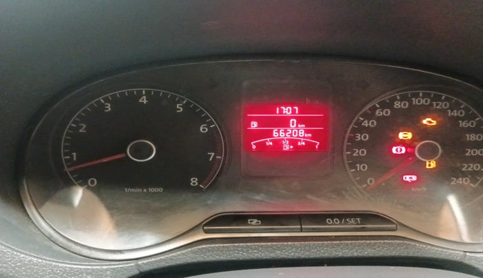 2011 Volkswagen Polo HIGHLINE 1.6L, Petrol, Manual, 66,208 km, interior