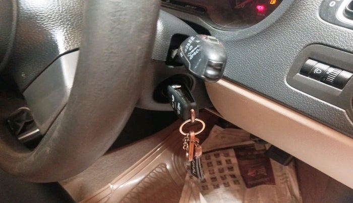 2011 Volkswagen Polo HIGHLINE 1.6L, Petrol, Manual, 66,208 km, interior