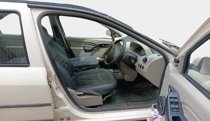 2018 Mahindra E VERITO C2, Electric, Automatic, 20,967 km, interior