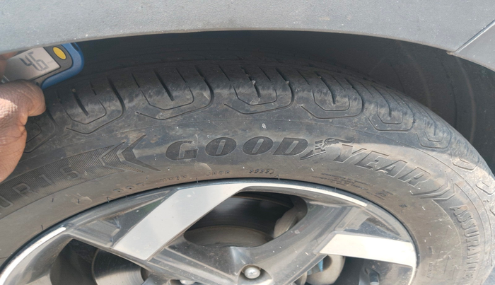 2019 Hyundai VENUE SX 1.4 CRDI, Diesel, Manual, 68,595 km, tyre