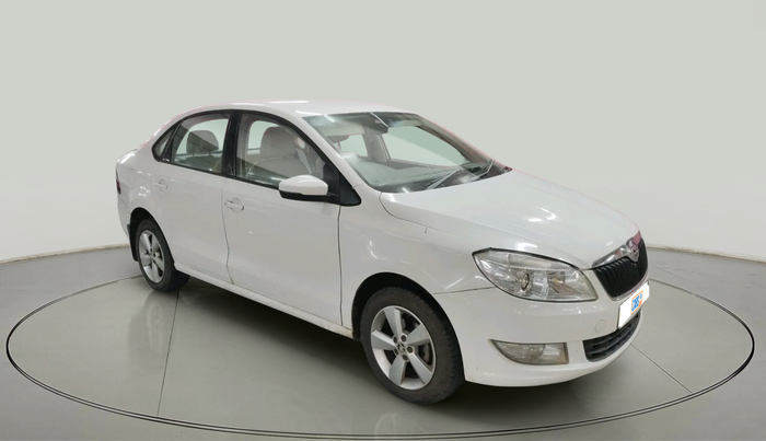 2016 Skoda Rapid 1.5 TDI CR ELEGANCE, Diesel, Manual, 2,88,672 km, exterior