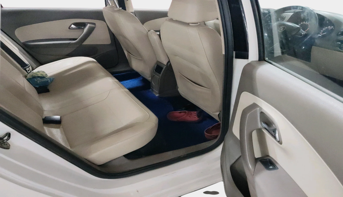 2016 Skoda Rapid 1.5 TDI CR ELEGANCE, Diesel, Manual, 2,88,672 km, interior