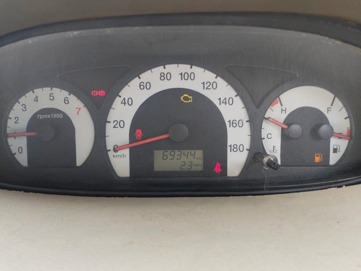 2012 Mahindra Quanto C8, Diesel, Manual, 69,344 km, interior
