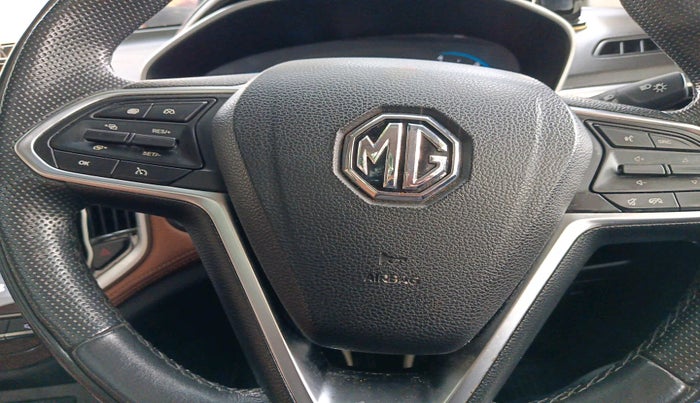 2020 MG HECTOR PLUS SHARP 2.0 DIESEL TURBO MT 6-STR, Diesel, Manual, 65,000 km, interior