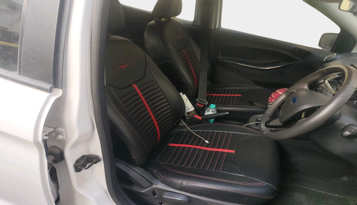 2019 Ford New Figo TITANIUM 1.2 PETROL MT, Petrol, Manual, 47,274 km, interior