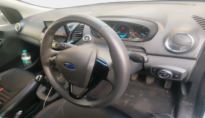 2019 Ford New Figo TITANIUM 1.2 PETROL MT, Petrol, Manual, 47,274 km, interior