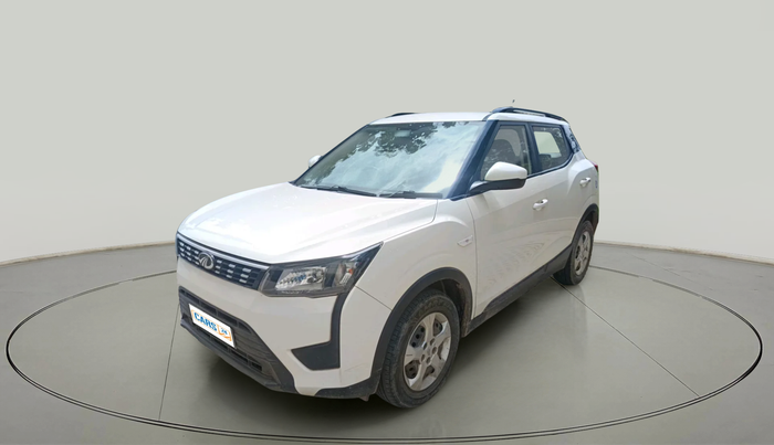 2019 Mahindra XUV300 W6 1.5 DIESEL, Diesel, Manual, 62,388 km, exterior