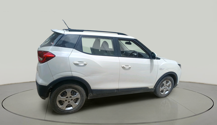 2019 Mahindra XUV300 W6 1.5 DIESEL, Diesel, Manual, 62,388 km, exterior