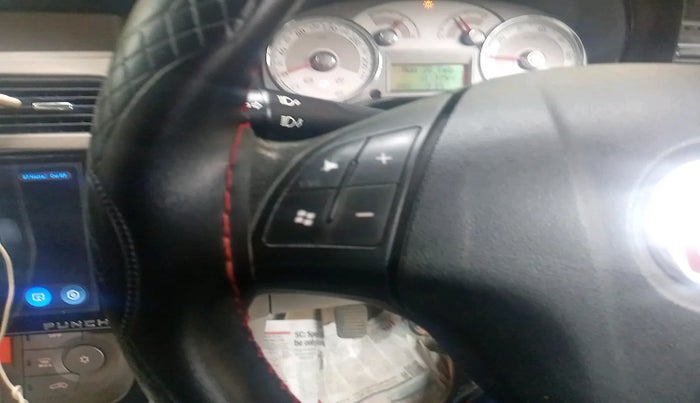 2013 Fiat Linea EMOTION T JET, Petrol, Manual, 1,01,325 km, interior