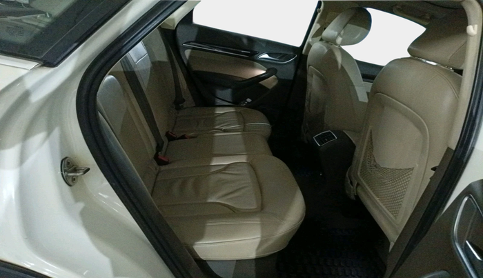 2013 Audi Q3 2.0 TDI QUATTRO, Diesel, Automatic, 1,24,450 km, interior