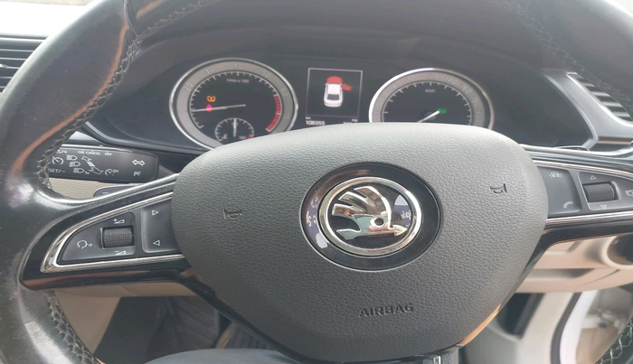 2016 Skoda Superb L&K 1.8 TSI AT, Petrol, Automatic, 1,08,355 km, interior