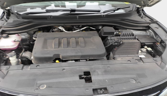 2023 Mahindra XUV700 AX 7 D AT 7 STR, Diesel, Automatic, 19,571 km, exterior
