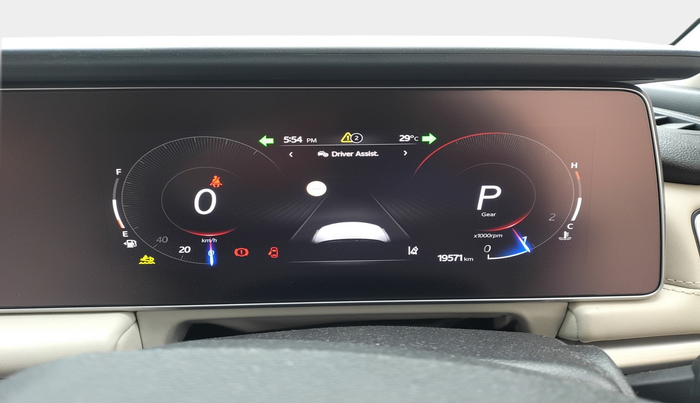 2023 Mahindra XUV700 AX 7 D AT 7 STR, Diesel, Automatic, 19,571 km, interior