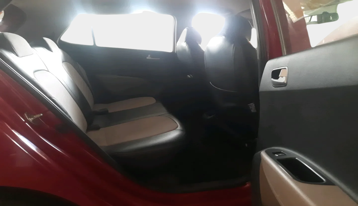 2017 Hyundai Grand i10 SPORTZ (O) AT 1.2 KAPPA VTVT, Petrol, Automatic, 61,606 km, interior