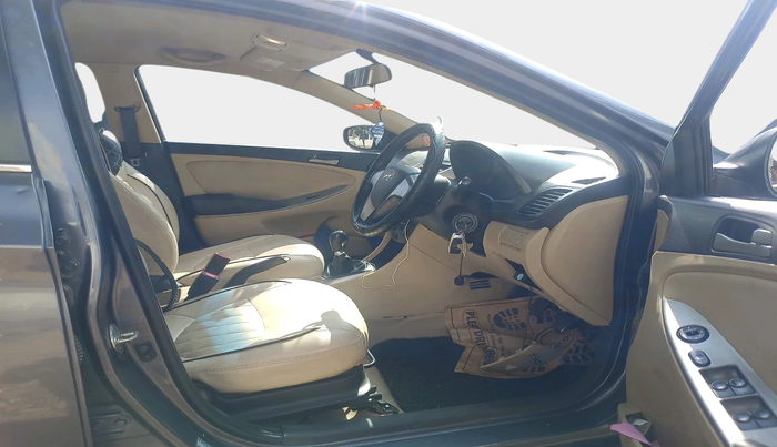 2016 Hyundai Verna 1.4 VTVT, Petrol, Manual, 1,13,720 km, interior