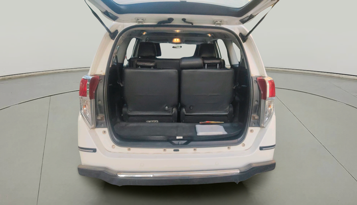 2017 Toyota Innova Crysta 2.4 VX 8 STR, Diesel, Manual, 89,049 km, exterior