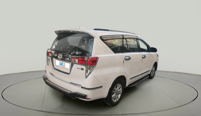 2017 Toyota Innova Crysta 2.4 VX 8 STR, Diesel, Manual, 89,049 km, exterior