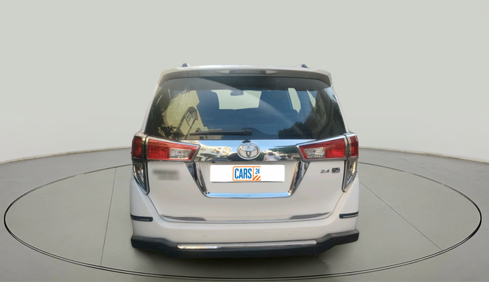 2017 Toyota Innova Crysta 2.4 VX 8 STR, Diesel, Manual, 89,049 km, exterior