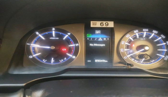 2017 Toyota Innova Crysta 2.4 VX 8 STR, Diesel, Manual, 89,049 km, interior