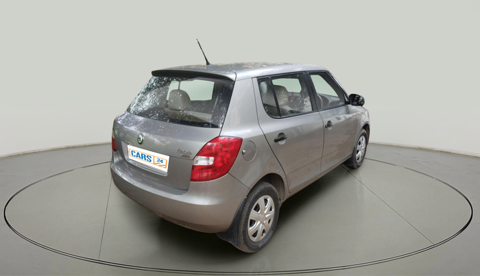 2012 Skoda Fabia AMBITION 1.2 MPI, Petrol, Manual, 1,14,477 km, exterior