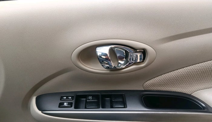 2012 Nissan Sunny XV DIESEL, Diesel, Manual, 70,135 km, interior