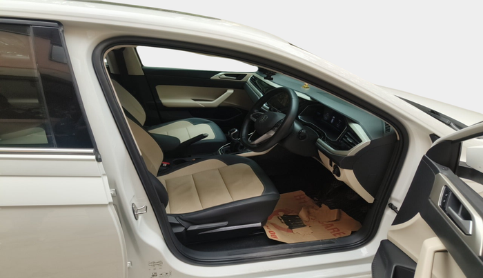 2023 Volkswagen VIRTUS TOPLINE TSI 1.0 MT, Petrol, Manual, 7,792 km, interior