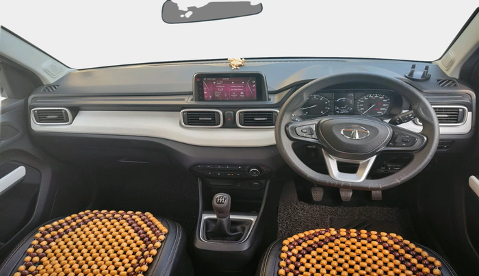 2022 Tata PUNCH ACCOMPLISHED MT, Petrol, Manual, 31,653 km, interior